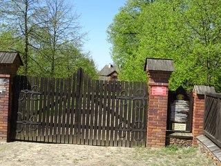 W niedzielę zajrzyjcie do Ożarowa, park dworski będzie otwarty